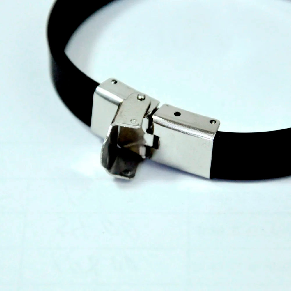 Conjunto de 15 pulseiras de moda para homem, pretas, estilo punk, em borracha, silicone e aço inoxidável