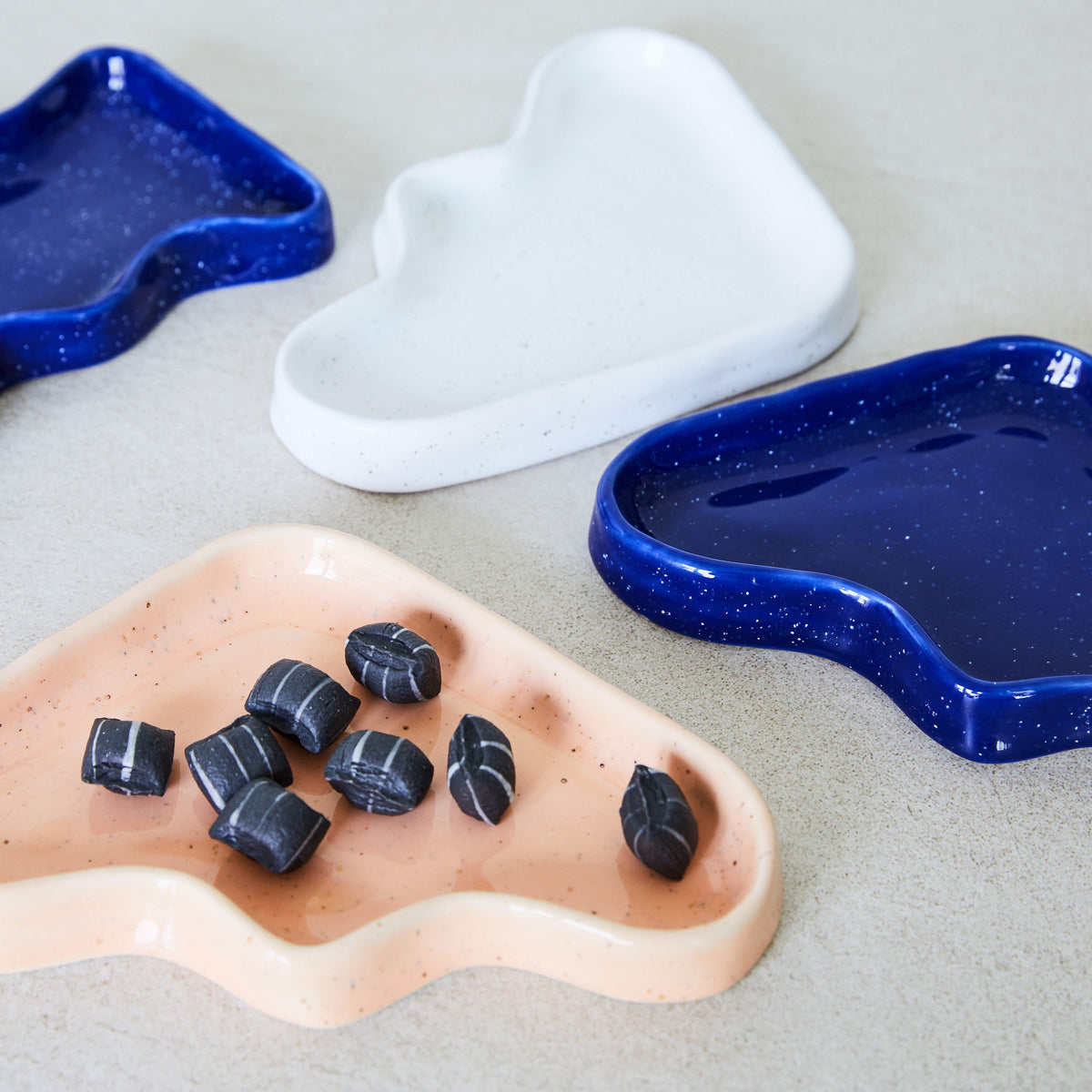 Ceramic Wave Trays - Speckled Peach - Triangle
